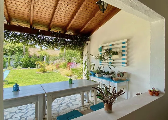 Villa Doma With Private Pool For Up To 29 Guests By Dadovillas *