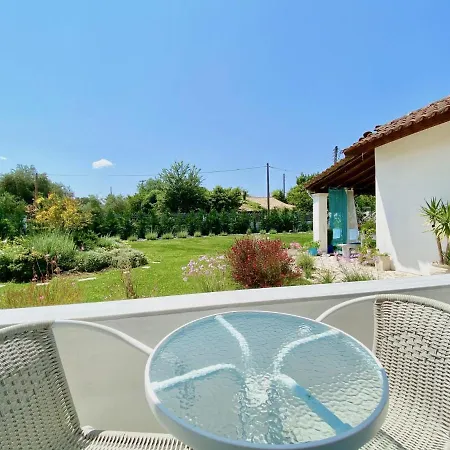 Doma With Private Pool For Up To 29 Guests By Dadovillas *